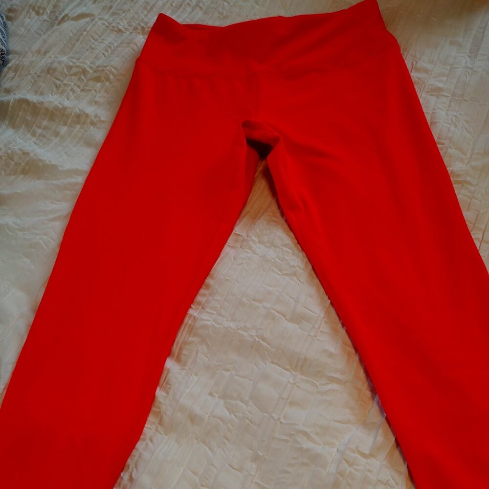 Women's Yogalicious Orange Yoga Leggings Size M Control Waistband Media Pocket